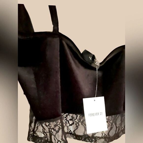 NWT💄Forever 21 Black Velvet & Lace Cami - Black💄 - Picture 5 of 11